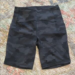 Lululemon Athletica Black Camo Bike Shorts